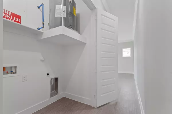 Buda, TX 78610,476 Suffield DR #421