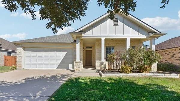 204 Hummingbird LN, Leander, TX 78641