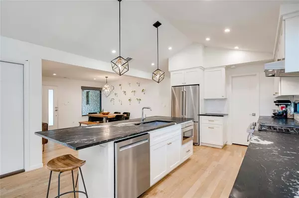 Austin, TX 78757,2111 Teakwood DR