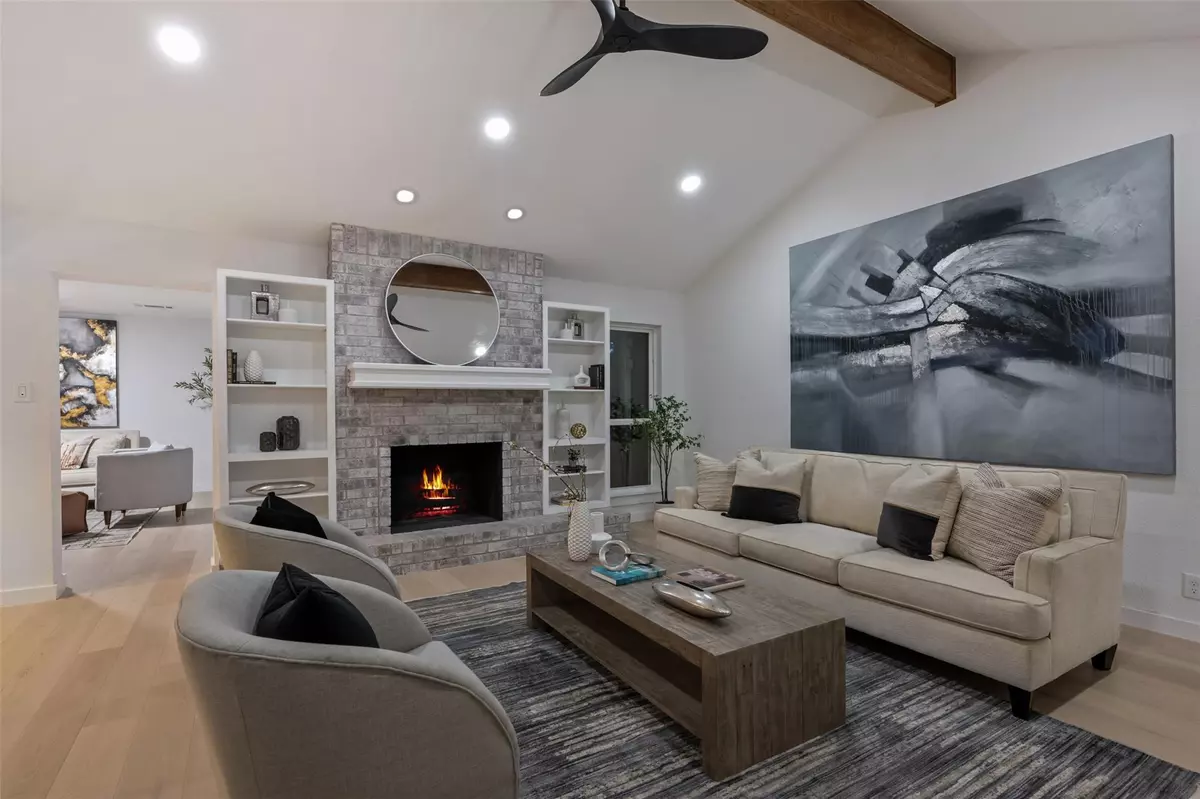 Austin, TX 78729,13506 Paddington CIR
