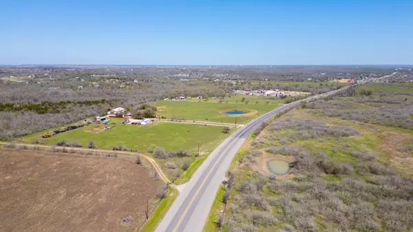 Dale, TX 78640,19351 Camino Real