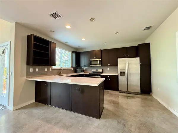 Austin, TX 78745,301 W Stassney LN #19