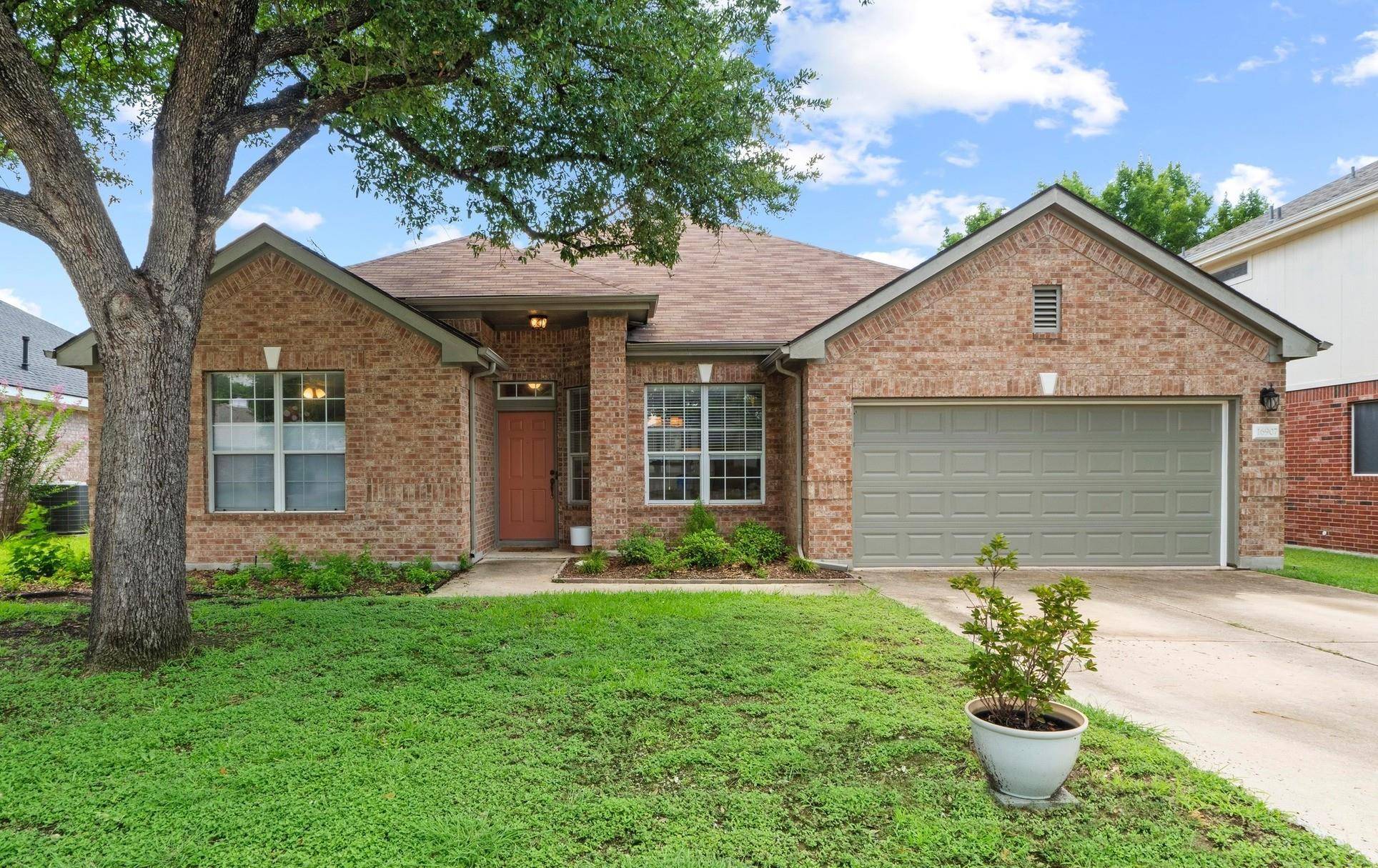 16907 Cranston DR, Round Rock, TX 78664