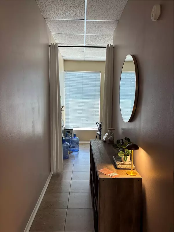 Austin, TX 78759,8840 Business Park DR