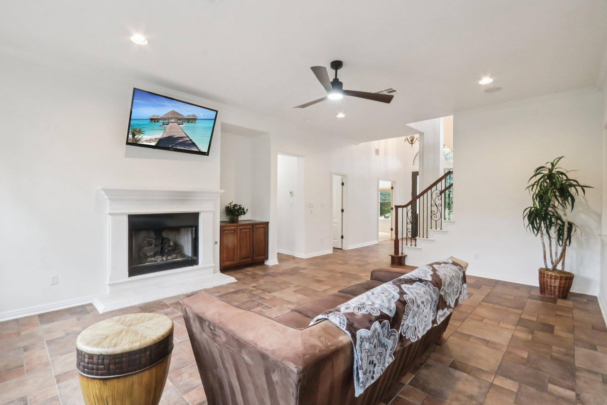 Austin, TX 78732,12404 Calistoga WAY