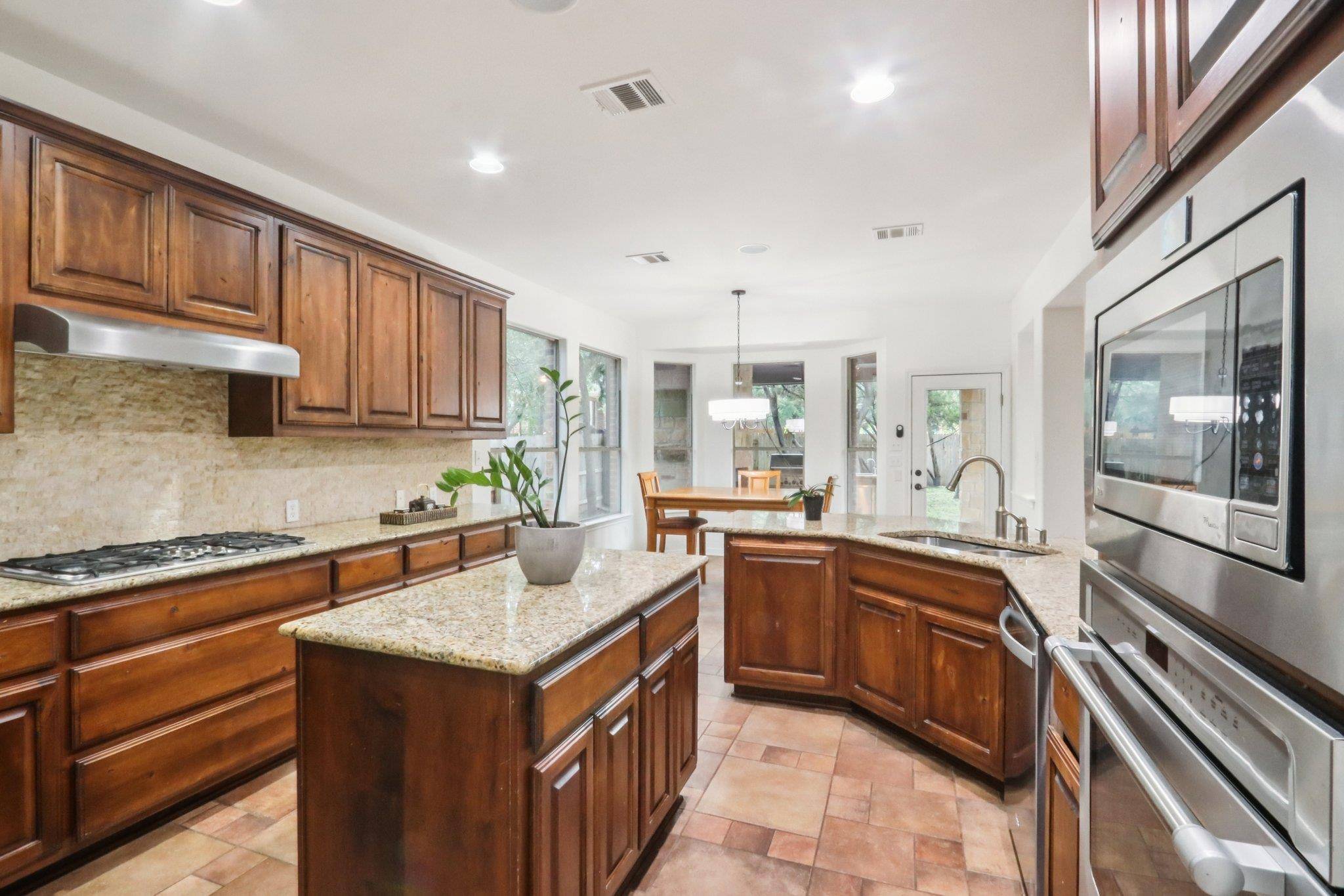 Austin, TX 78732,12404 Calistoga WAY
