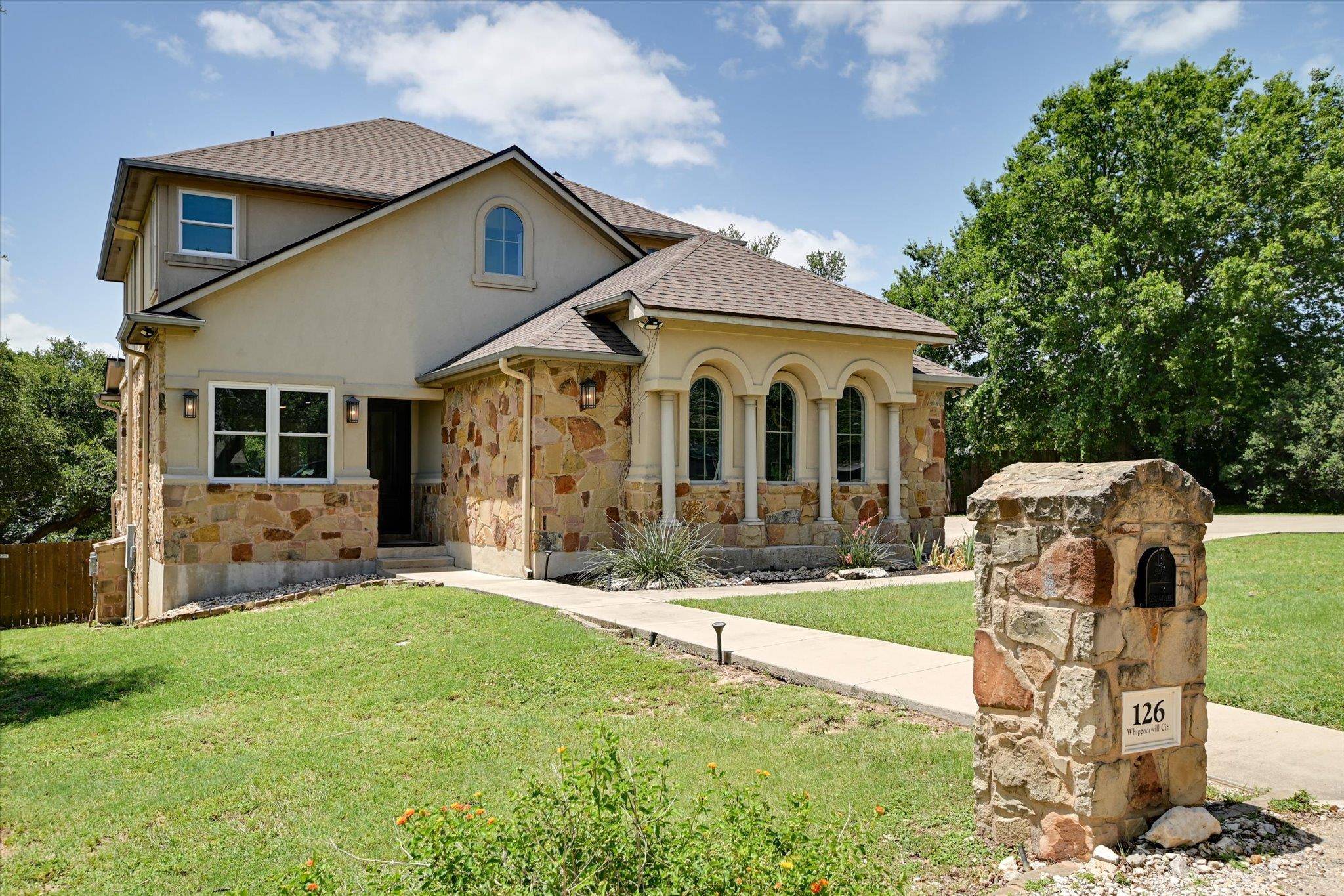126 Whippoorwill CIR, Leander, TX 78641