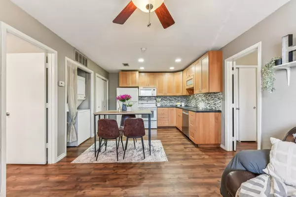 San Marcos, TX 78666,1624 Aquarena Springs DR #B111