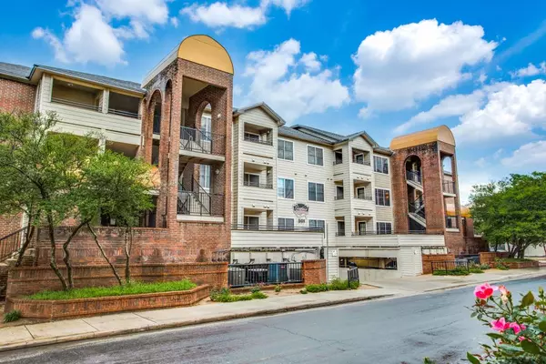 Austin, TX 78705,501 W 26th ST #105