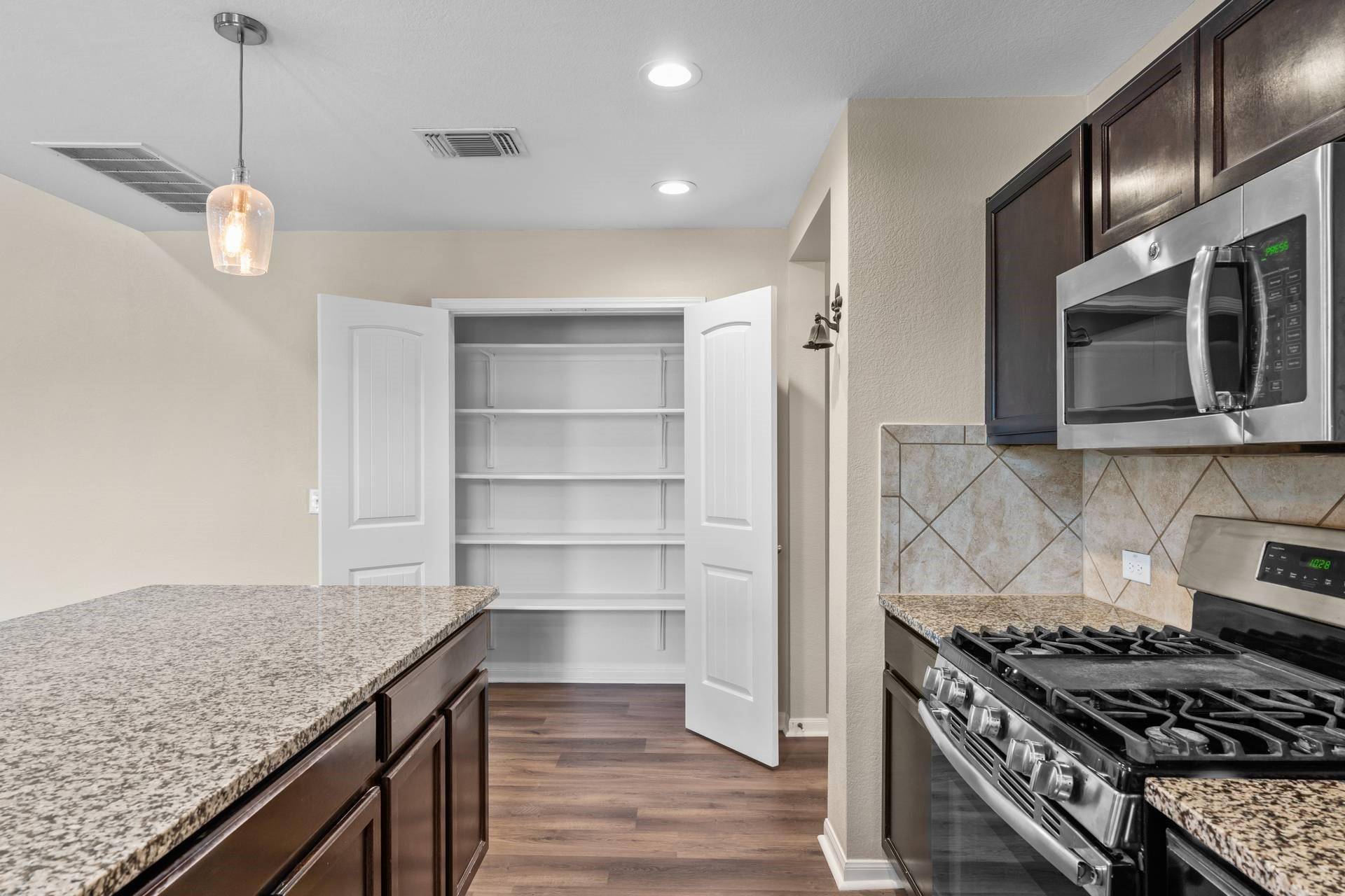 Leander, TX 78641,900 Canvasback Creek DR