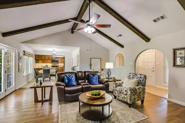 Georgetown, TX 78628,111 Oakland DR