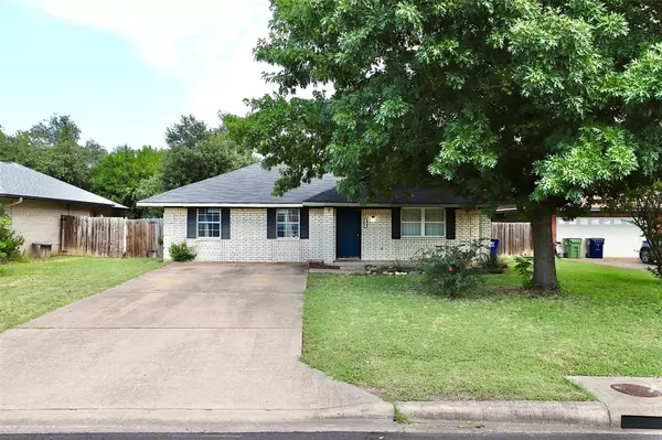 618 Bentwood DR, Leander, TX 78641