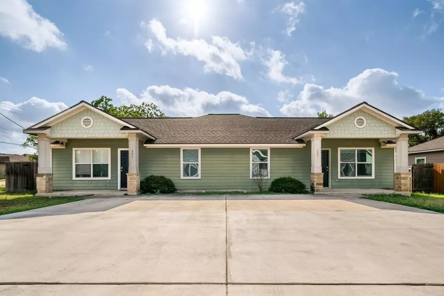 1237 Jefferson Ave #407, Seguin, TX 78155