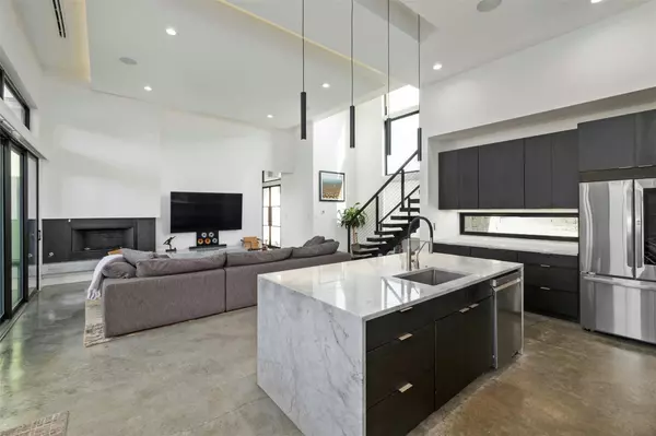 Austin, TX 78736,10705 Superview DR