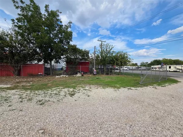 Austin, TX 78744,6712 US Highway 183 #Space 1