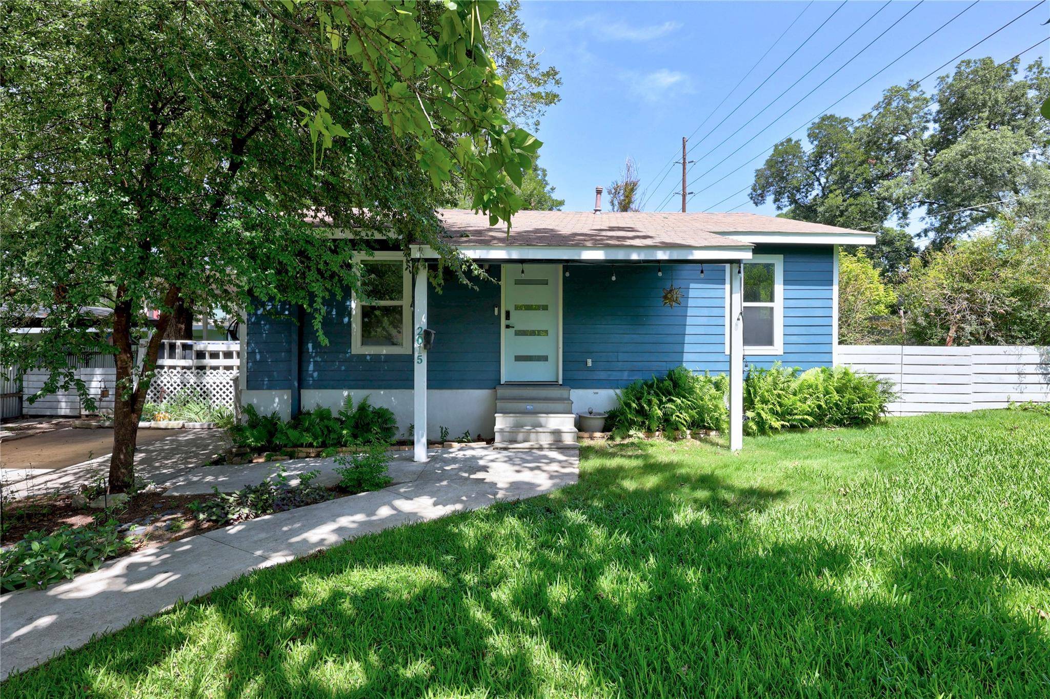 2015 Garden ST, Austin, TX 78702