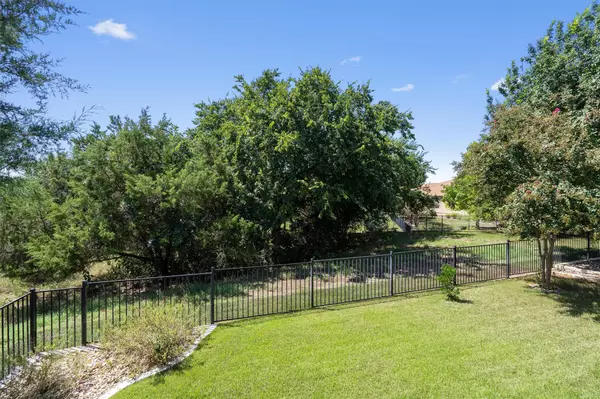 207 Apache Mountain LN, Georgetown, TX 78633