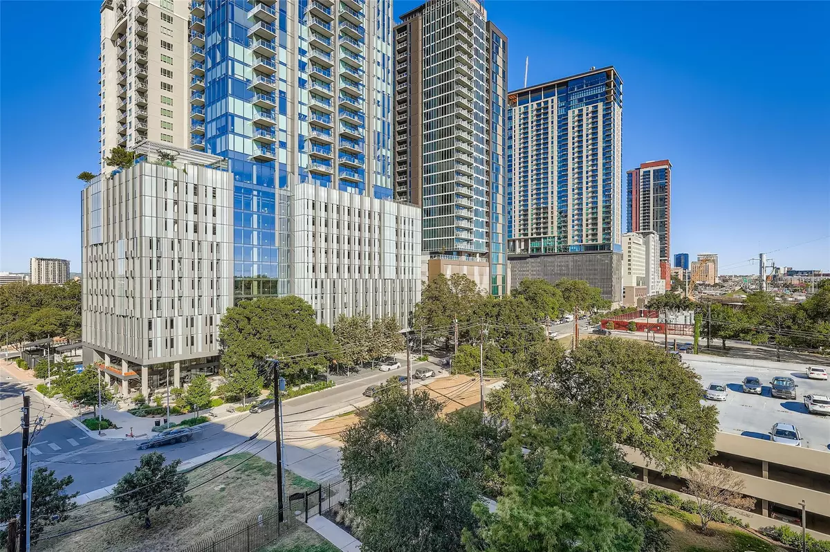 Austin, TX 78701,40 N Interstate 35 HWY #7A2