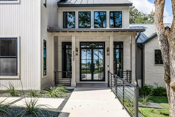 New Braunfels, TX 78132,232 Riverfront DR