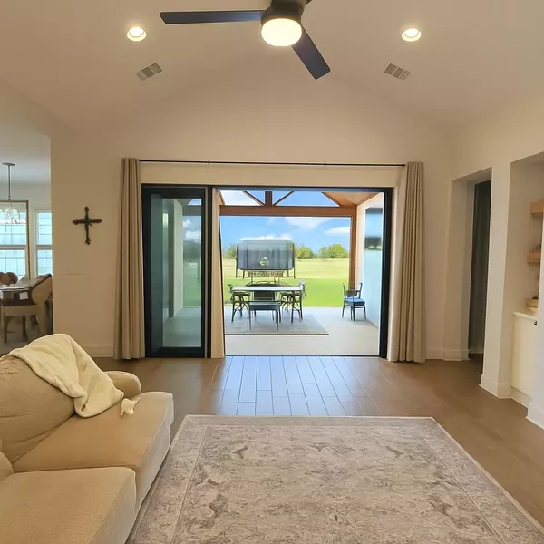 Liberty Hill, TX 78642,304 Buffalo TRL