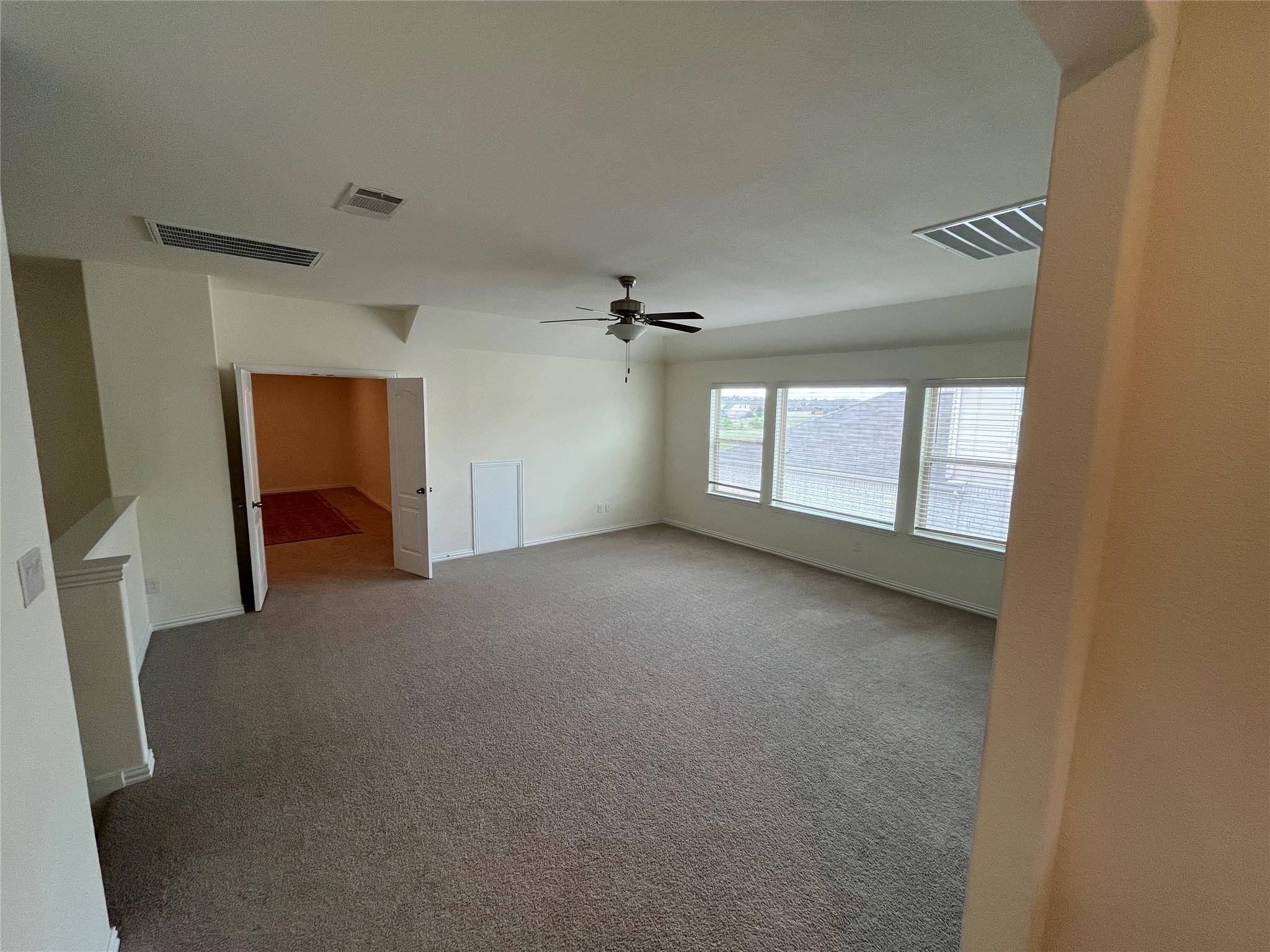 Buda, TX 78610,352 Cherrystone LOOP