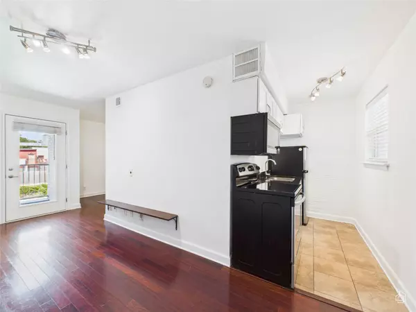 Austin, TX 78704,2020 S Congress Ave #1209