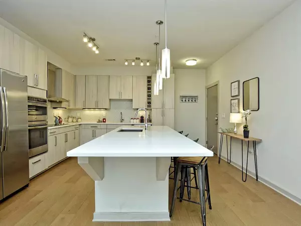 Austin, TX 78704,3600 S Lamar BLVD #100