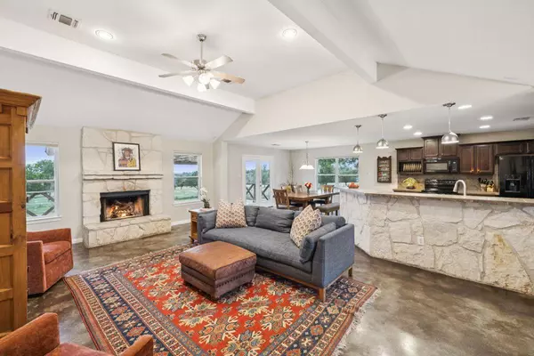 Fredericksburg, TX 78624,275 Starview RD