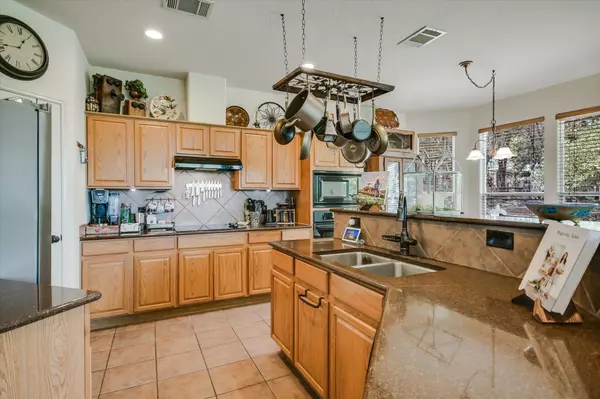 Lago Vista, TX 78645,7404 Little Oak CIR