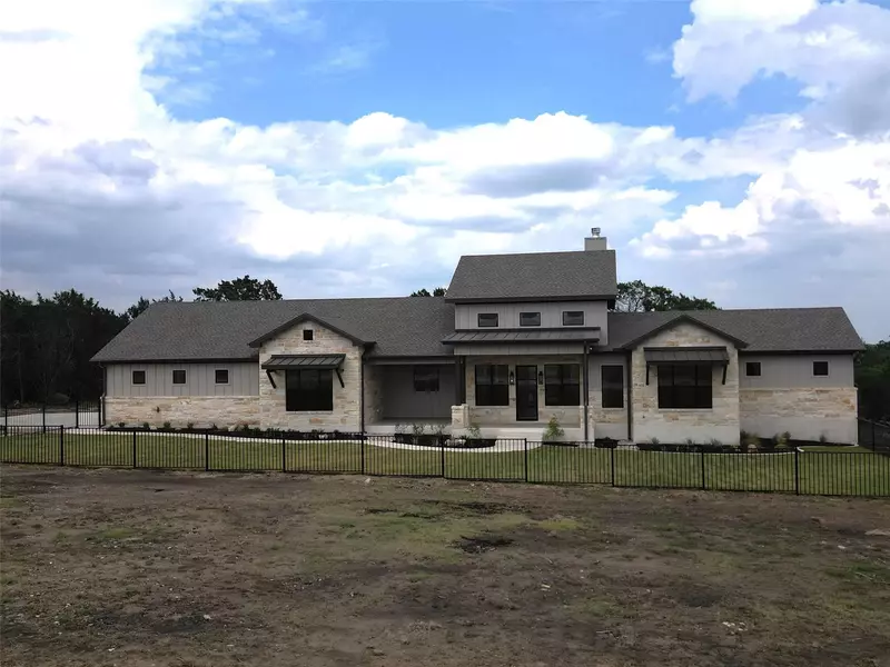 209 Burnet Oaks DR, Burnet, TX 78611