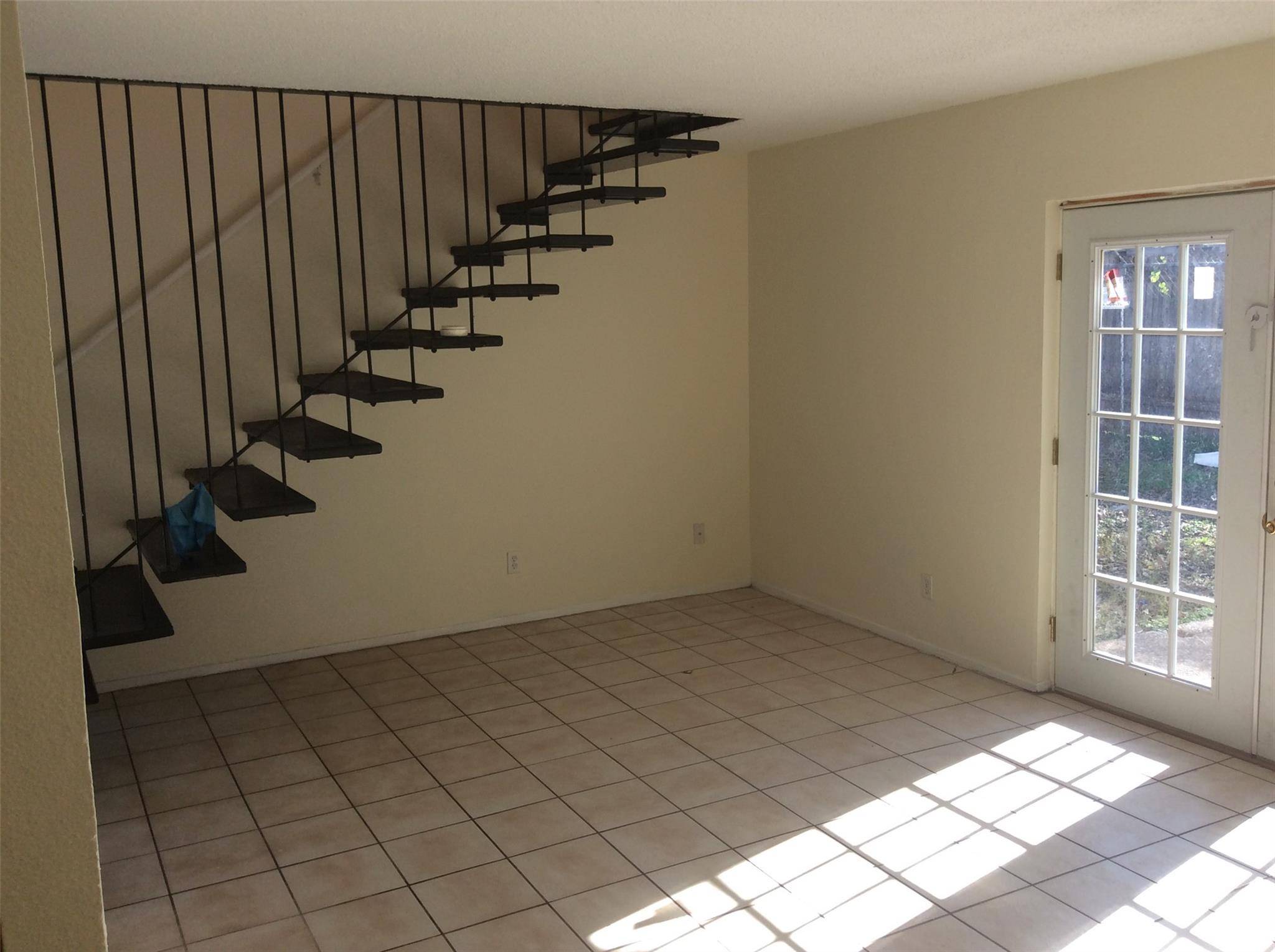Austin, TX 78757,1833 wooten park DR #103