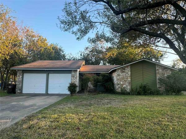 9401 BRAEBURN GLN, Austin, TX 78729