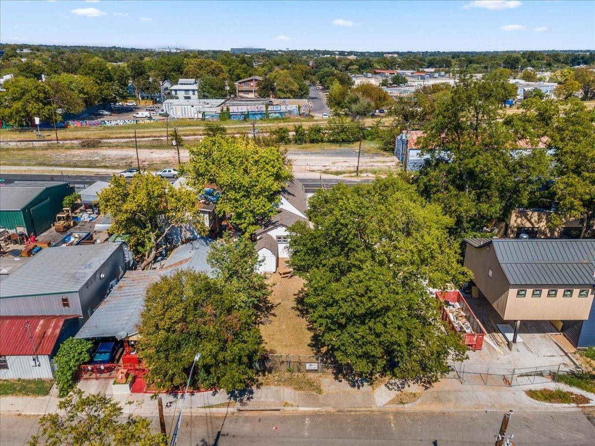 Austin, TX 78702,2606 Santa Rosa ST