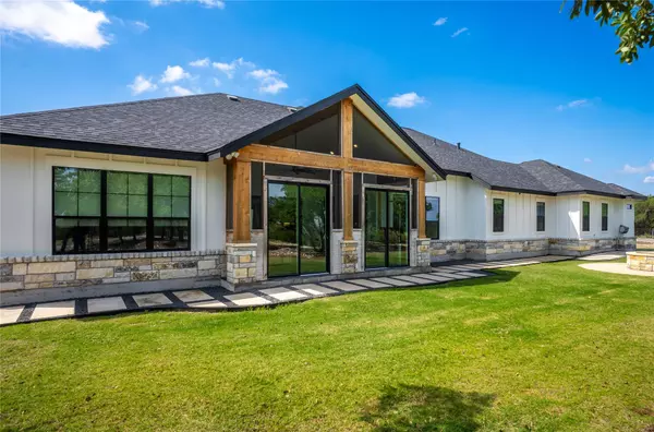 Bertram, TX 78605,444 Flying B Ranch RD