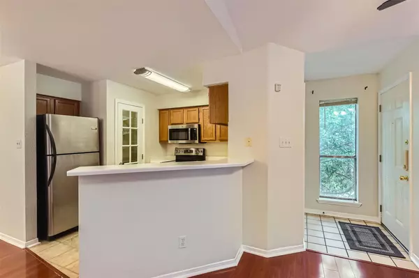 Austin, TX 78741,2450 Wickersham LN #712