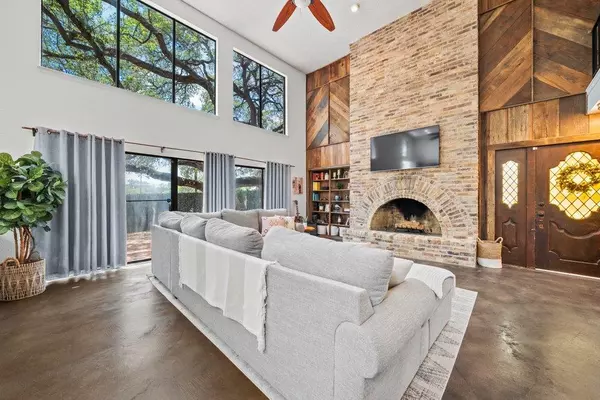 702 California BLVD #702, New Braunfels, TX 78130