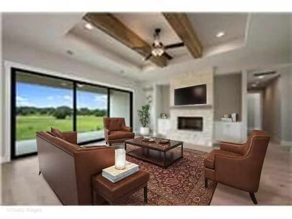 Briggs, TX 78608,103 Buck Rabbit