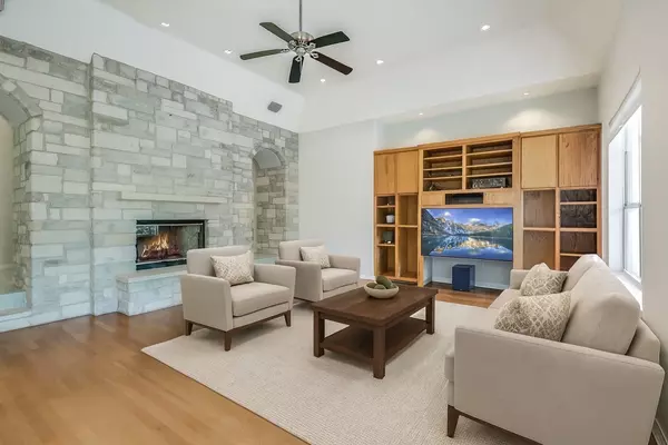 Dripping Springs, TX 78620,112 TWIN SADDLES LN