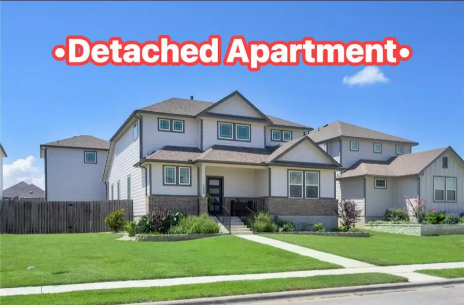 208 Garner DR, Kyle, TX 78640