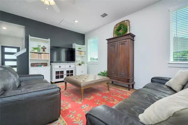 Kyle, TX 78640,208 Garner DR