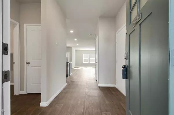 Manor, TX 78653,19621 Ann Richards Ave