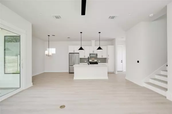 Austin, TX 78723,2725 Bristol DR #2