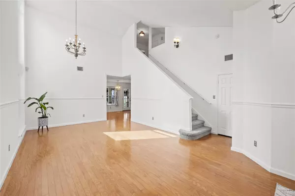 Austin, TX 78748,10900 Watchful Fox DR