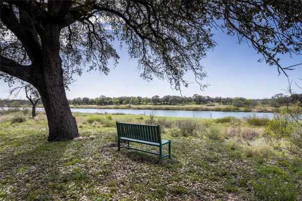 4044 county road 104, Llano, TX 78643