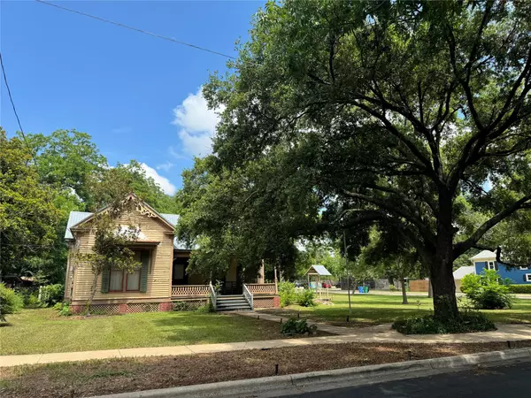 Bastrop, TX 78602,1303 Pecan ST