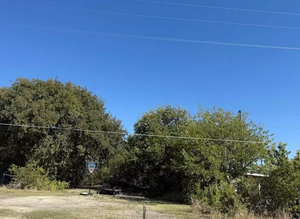 Bartlett, TX 76511,800 Arnold DR