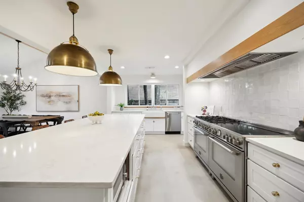 Austin, TX 78759,3906 Galacia DR