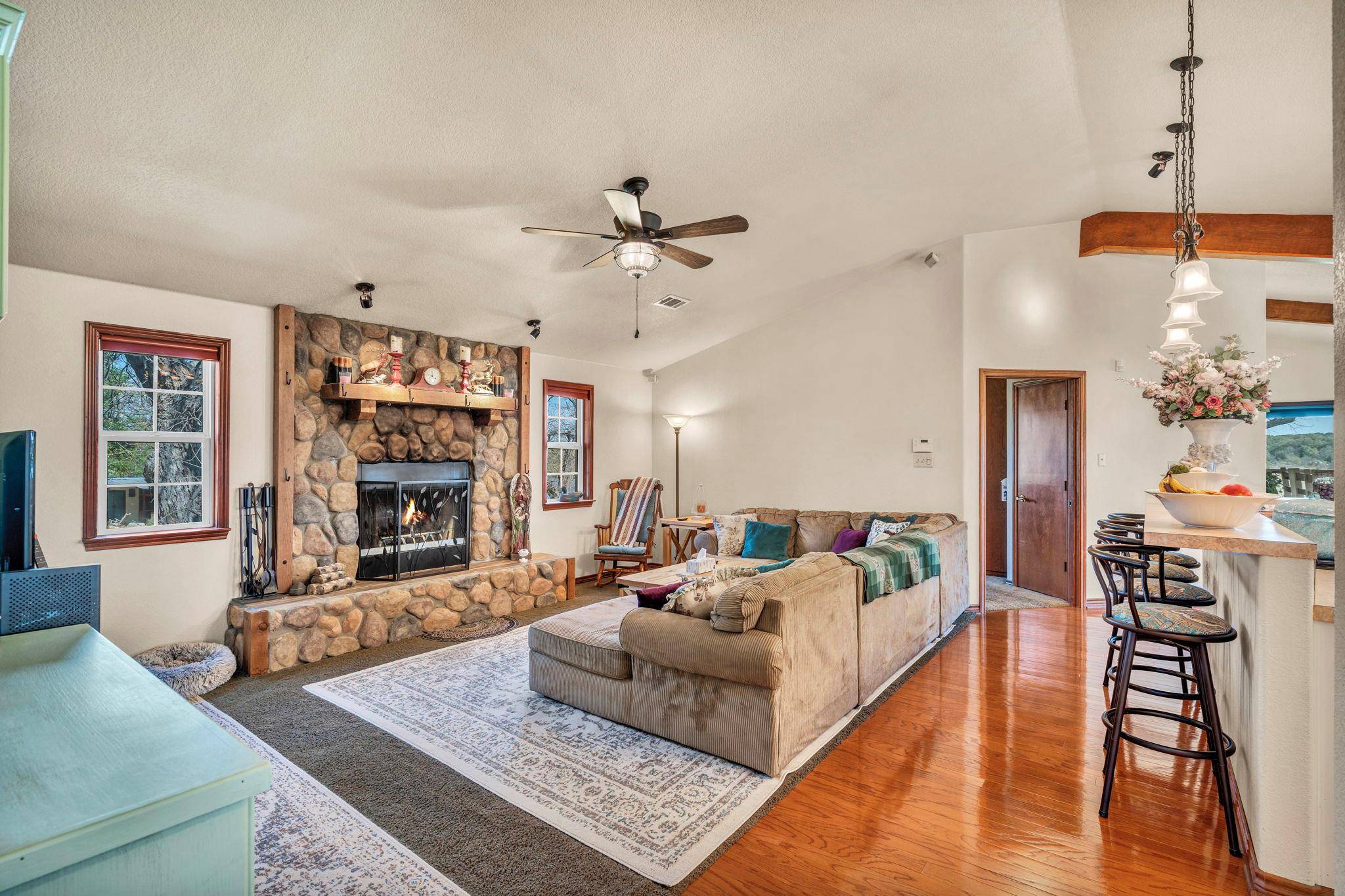 Cottonwood Shores, TX 78657,3715 Lakeview DR