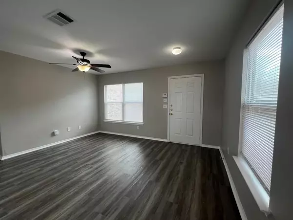 Del Valle, TX 78617,13120 Dearbonne DR