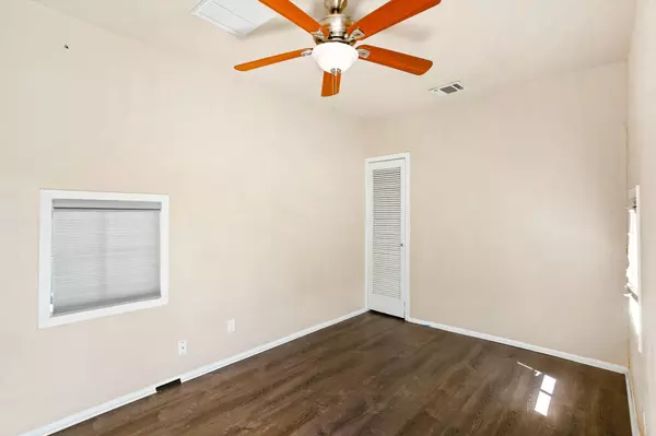 San Antonio, TX 78210,406 Halliday Ave